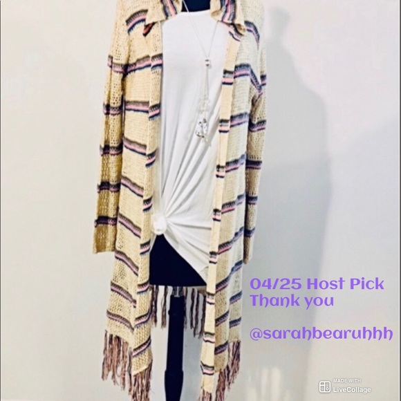 Umgee Sweaters - New Umgee Hooded cardigan sz Med